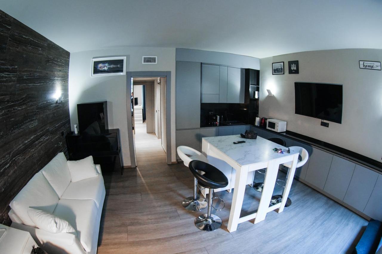 Апартаменты Bubi House Moscova Милан Экстерьер фото